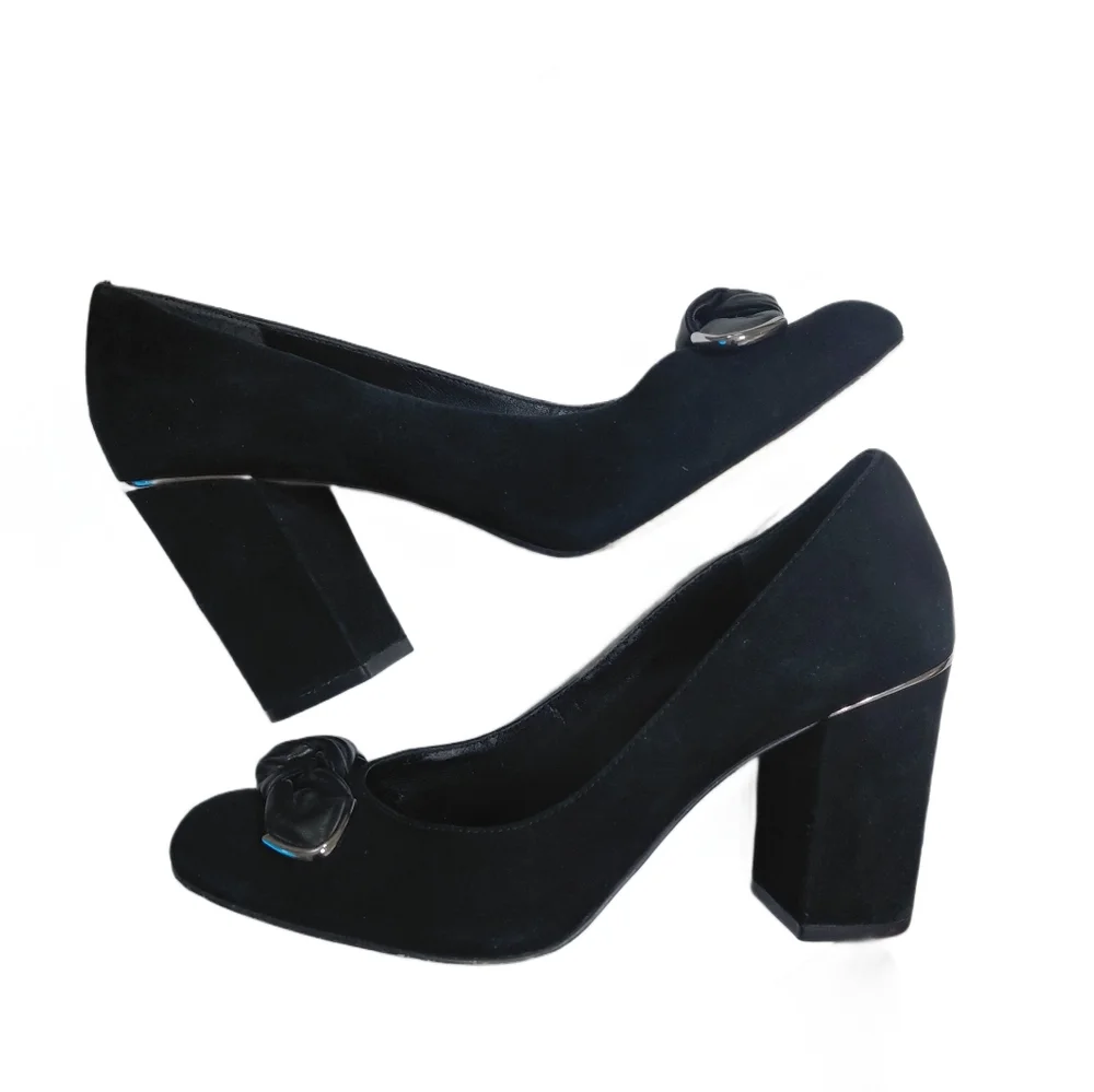 Michael Kors Liza Black Suede Block Heel Pumps Size 7 M - Picture 13 of 13